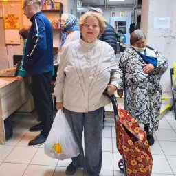 Неужели набор продуктов способен подарить счастье и новое дыхание людям после трудных времен Неужели набор продуктов способен подарить счастье и новое дыхание людям после трудных времен